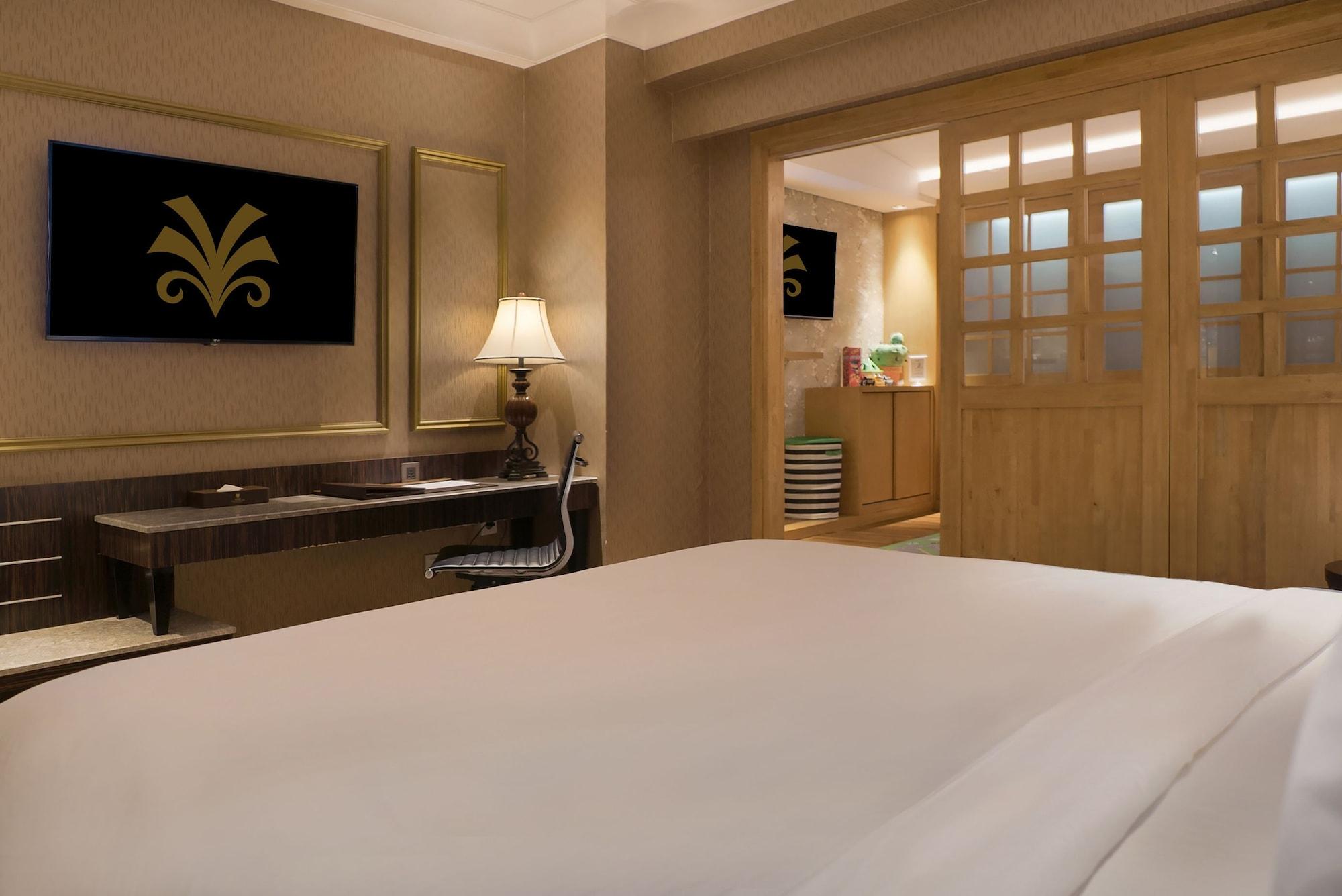 Myko Hotel & Convention Center Макасар Экстерьер фото
