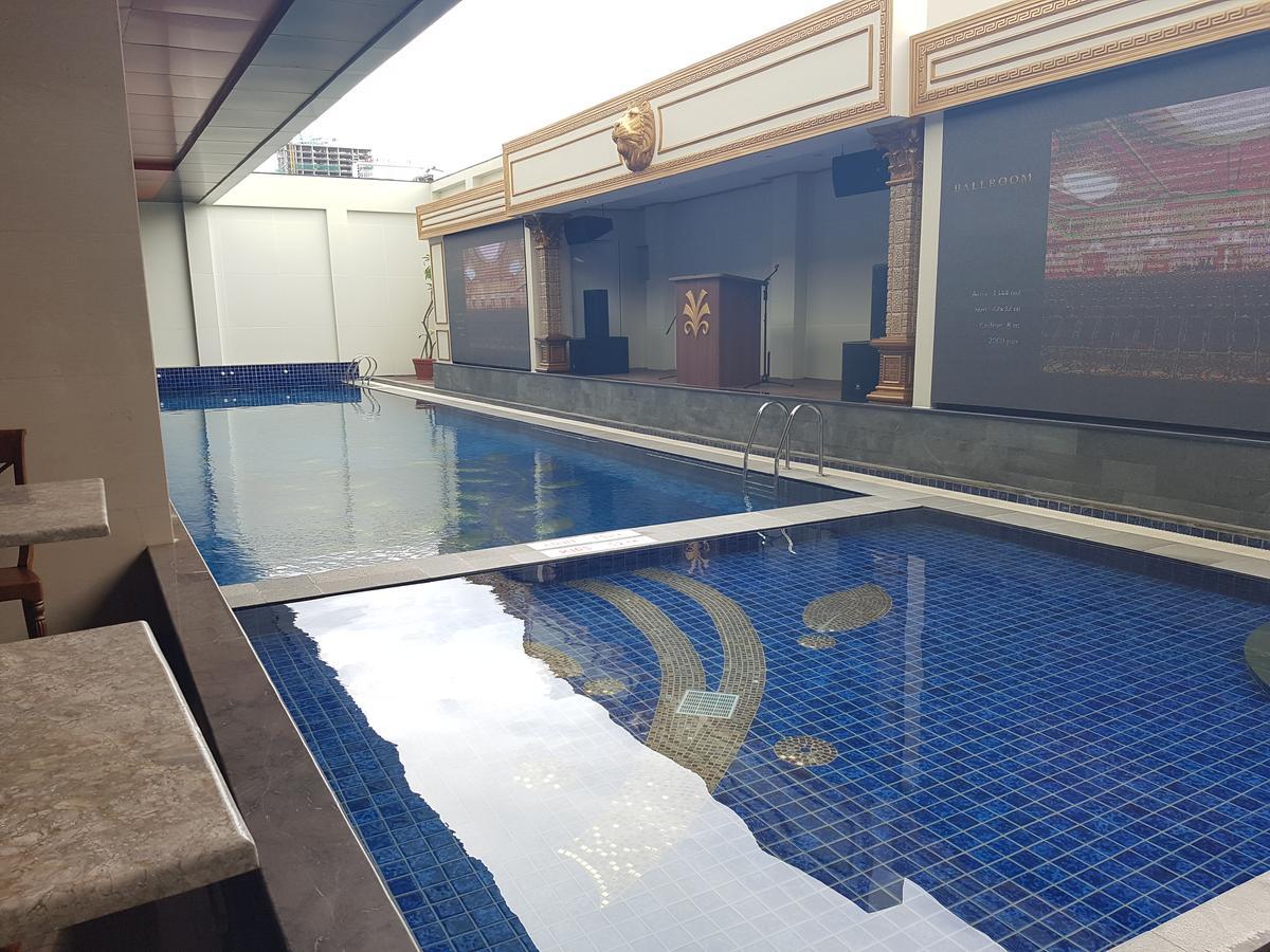 Myko Hotel & Convention Center Макасар Экстерьер фото