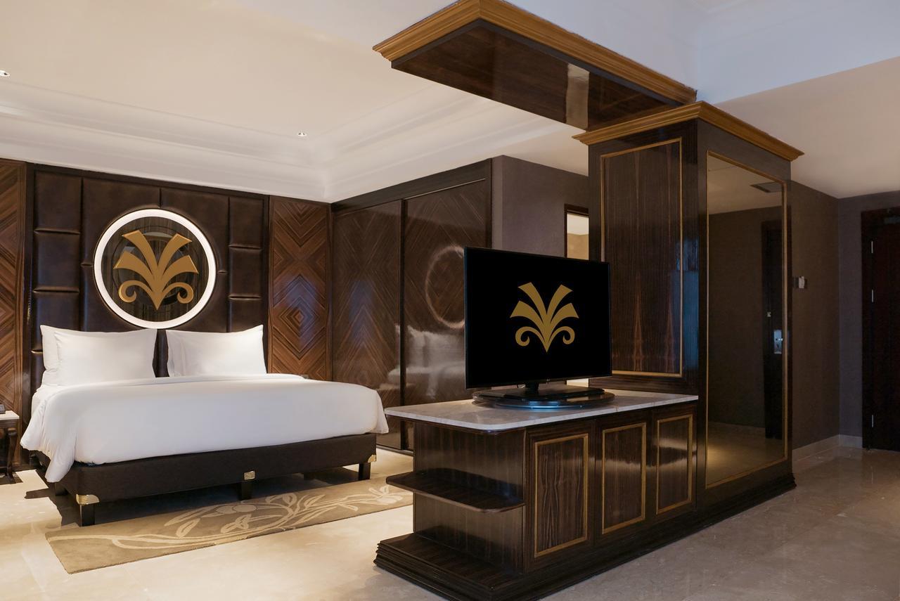 Myko Hotel & Convention Center Макасар Экстерьер фото