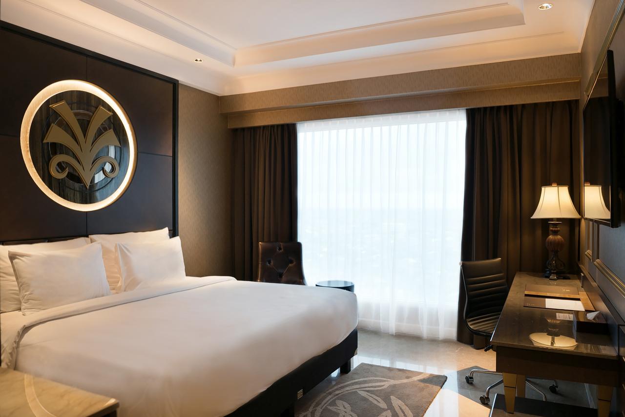 Myko Hotel & Convention Center Макасар Экстерьер фото