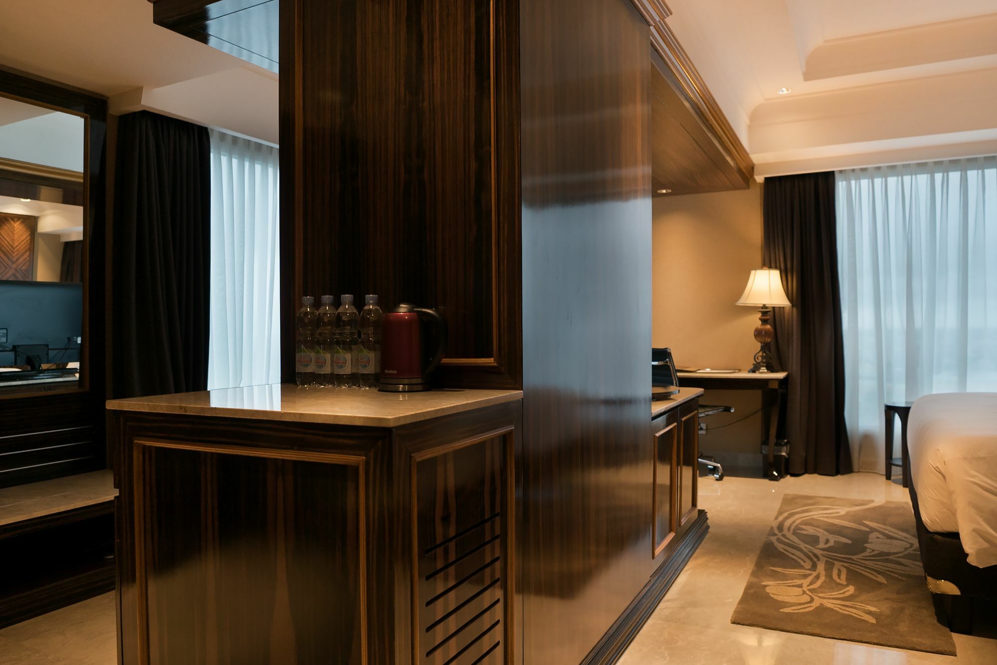 Myko Hotel & Convention Center Макасар Экстерьер фото